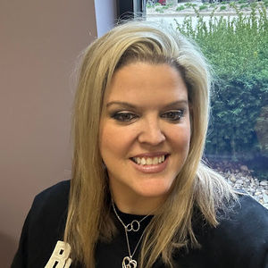 Meet your Posher, Leanne